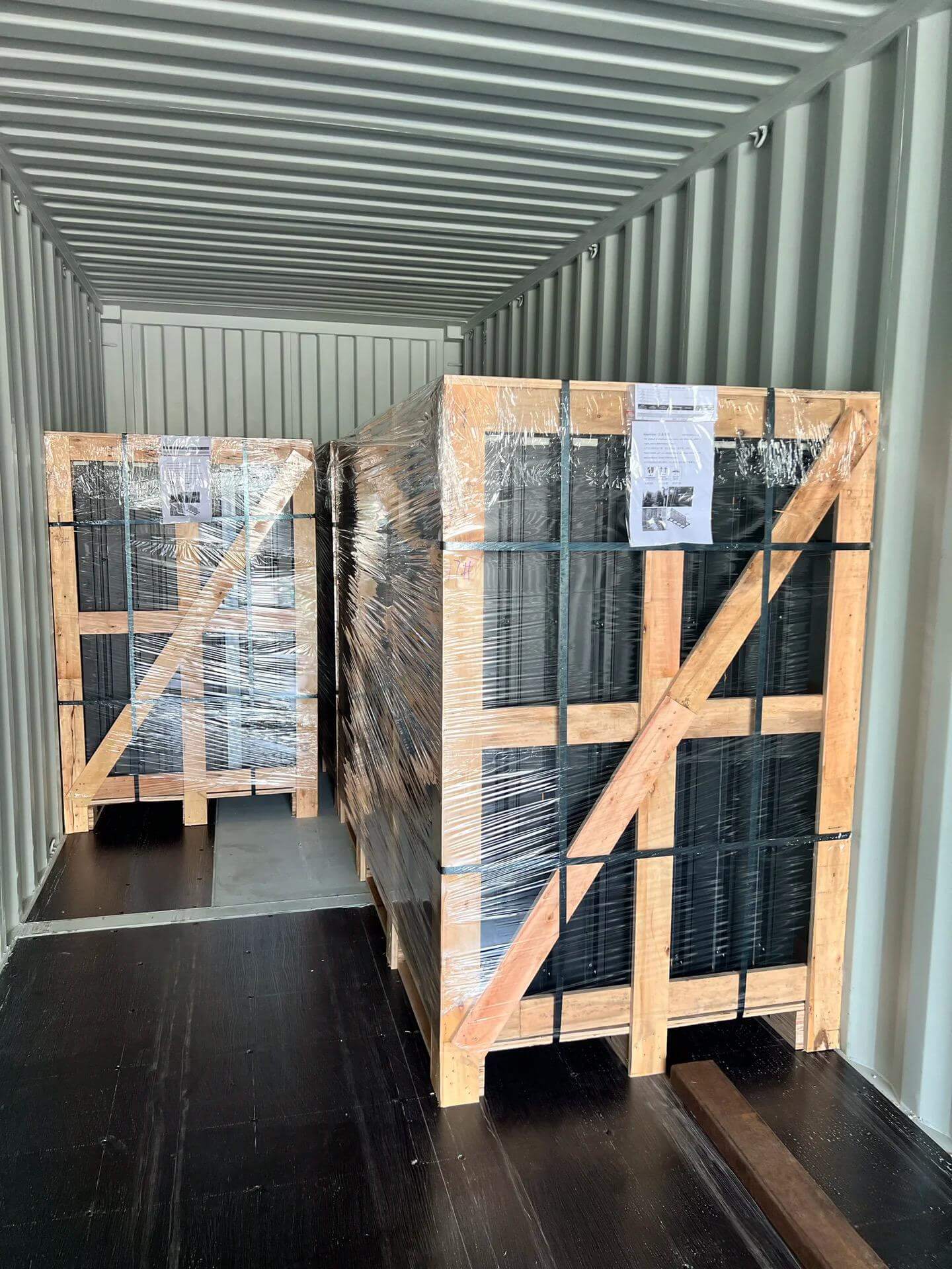 Container Loading & Labeling1
